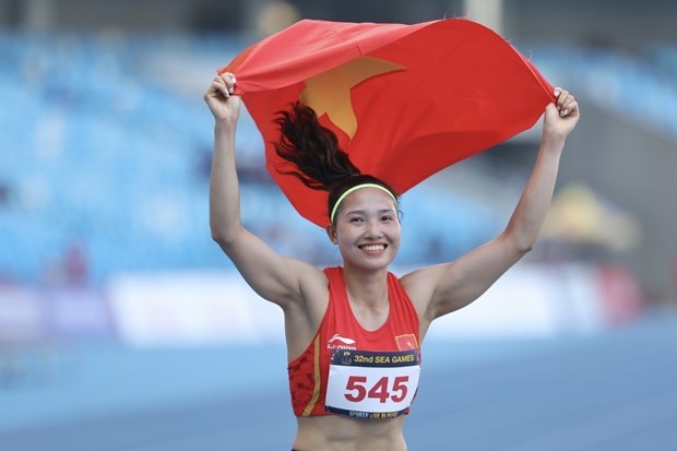 SEA Games 32: gold medal rain for Vietnam on May 11 afternoon hinh anh 1