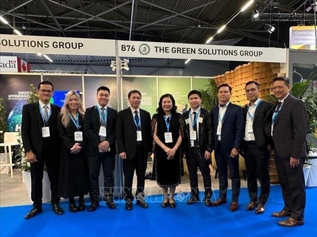 Vietnam attends World Hydrogen Summit and Exhibition 2023 hinh anh 1