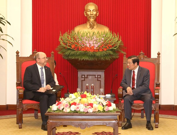 Vietnam treasures relations with Switzerland: Party official hinh anh 1