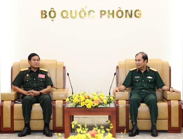 Engineering forces of Vietnam, Laos to boost cooperation hinh anh 1