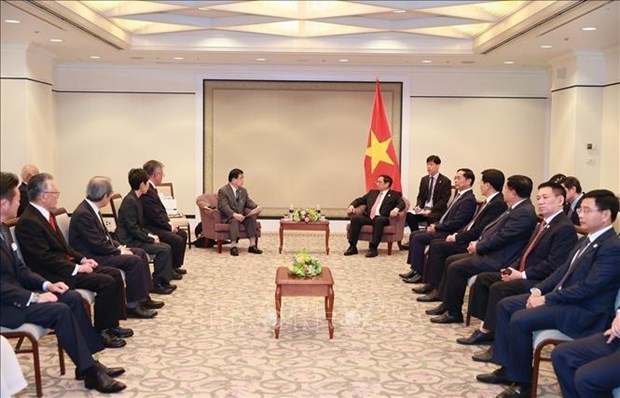 PM receives leaders of Japan-Vietnam friendship associations hinh anh 1