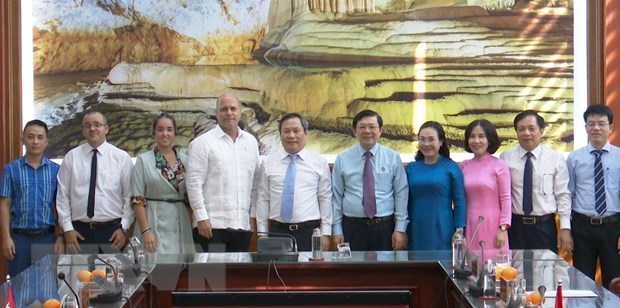 Cuban delegation visits Quang Binh province hinh anh 1