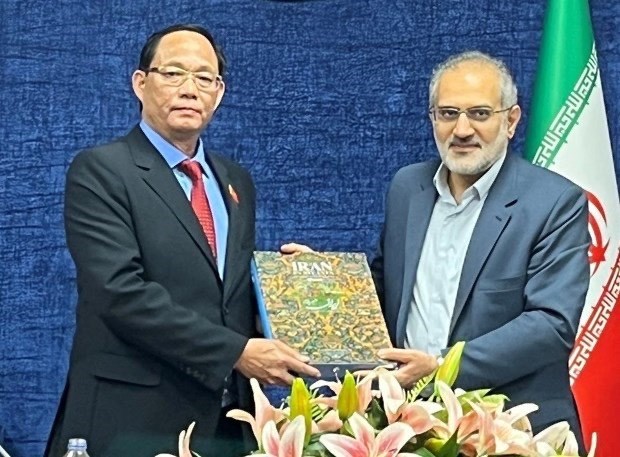 Vietnam-Iran diplomatic tie anniversary celebrated in Tehran hinh anh 1