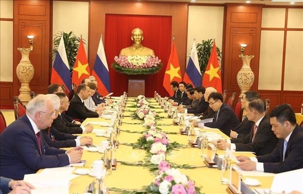 Party chief holds talks with Chairman of United Russia Party hinh anh 2