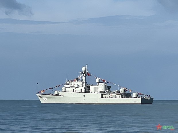 Vietnamese naval vessel attends LIMA 2023 in Malaysia hinh anh 1