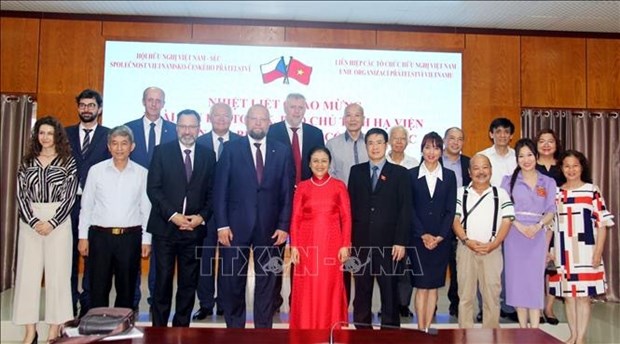 Vietnam, Czech Republic enhance friendship, cooperation hinh anh 1