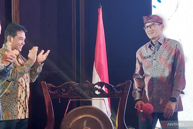Indonesia sets tourism revenue target of 10 bln USD hinh anh 1