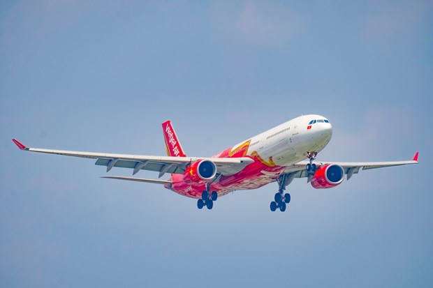 Vietjet offers 50% discount on SkyBoss Business tickets to fly across five continents hinh anh 1