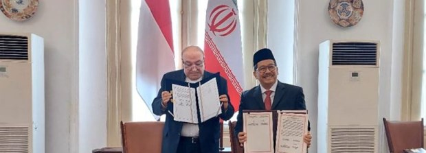 Indonesia, Iran ink MoU to boost Halal products cooperation hinh anh 1