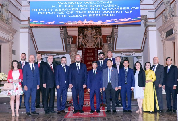 HCM City eyes stronger trade, investment cooperation with Czech Republic hinh anh 1