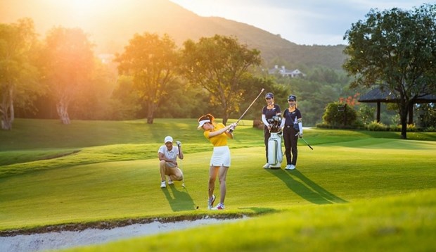 Hanoi moves to optimise golf tourism potential hinh anh 1