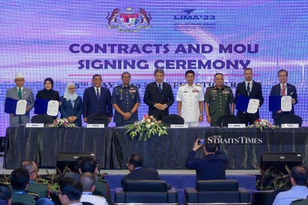 Malaysia signs important deals at LIMA 2023 hinh anh 1