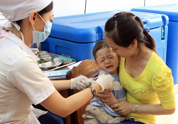 New regulations slow down vaccine supply, posing risk of disease infection in Vietnam hinh anh 1