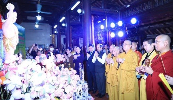 UN Day of Vesak celebrated in Hanoi hinh anh 1