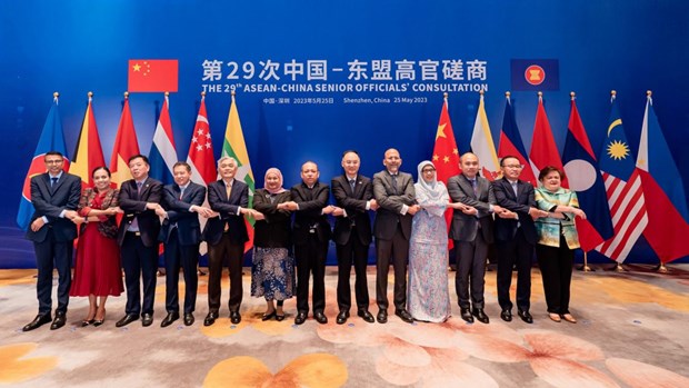 ASEAN, China vow to enhance partnership hinh anh 1