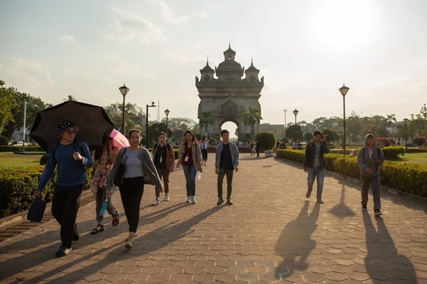 Laos eyes influx of Chinese tourists hinh anh 1