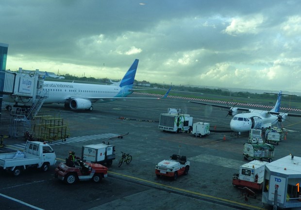 Indonesia, Singapore cooperate in stepping up aviation services post COVID-19 hinh anh 1