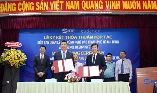 Saigon Hi-Tech Park partners with US firm to improve IC design capability hinh anh 1