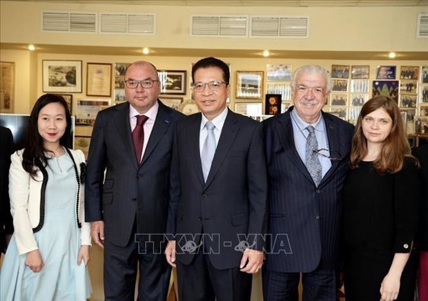 Vietnam, Russia step up communications relations hinh anh 1