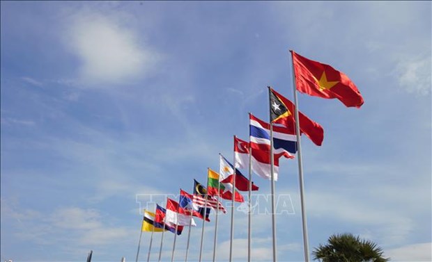 ASEAN Para Games 12 flag-raising ceremony held hinh anh 1