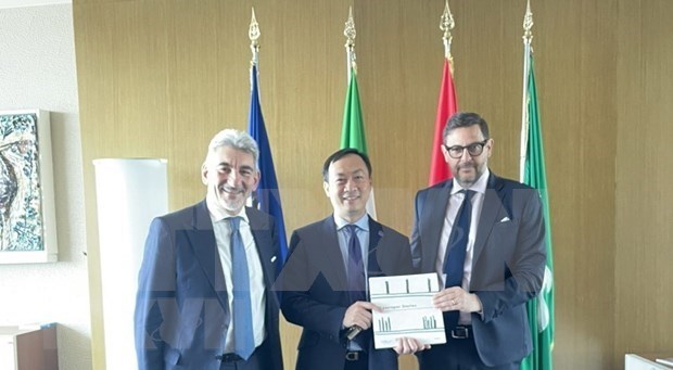 Various events celebrate 50-year Vietnam-Italy ties in Lombardy hinh anh 1