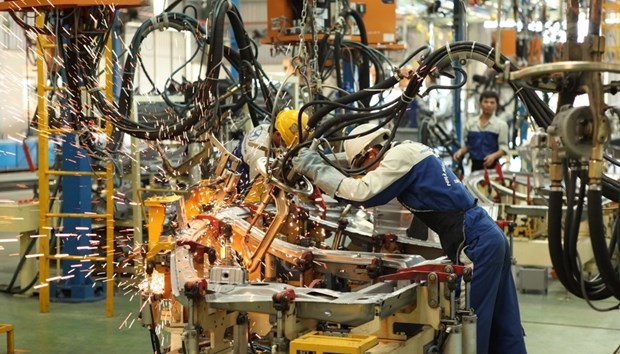 May industrial production index inches up 2.2% hinh anh 2