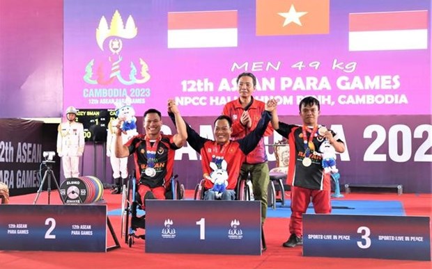 ASEAN Para Games 12: Vietnam ranks second after first competition day hinh anh 2