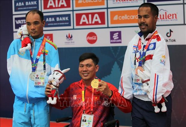 ASEAN Para Games 12: Vietnam ranks third after three competition days hinh anh 1