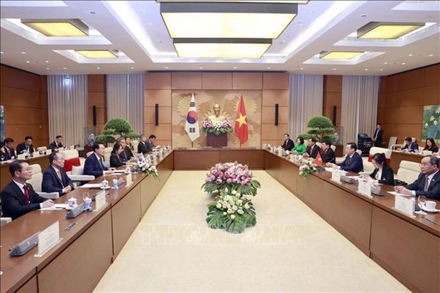 National Assembly Chairman meets RoK President hinh anh 2