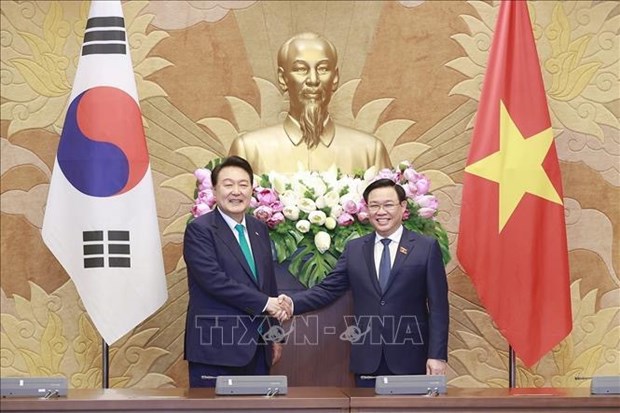 National Assembly Chairman meets RoK President hinh anh 1