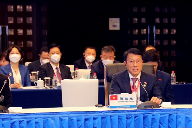 Vietnam attends ASEAN plus three high level forum on migration policies hinh anh 1
