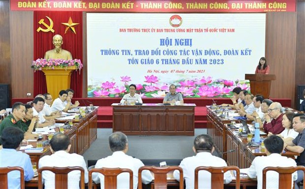 Front Central Committee discusses enhancement of religious solidarity hinh anh 1