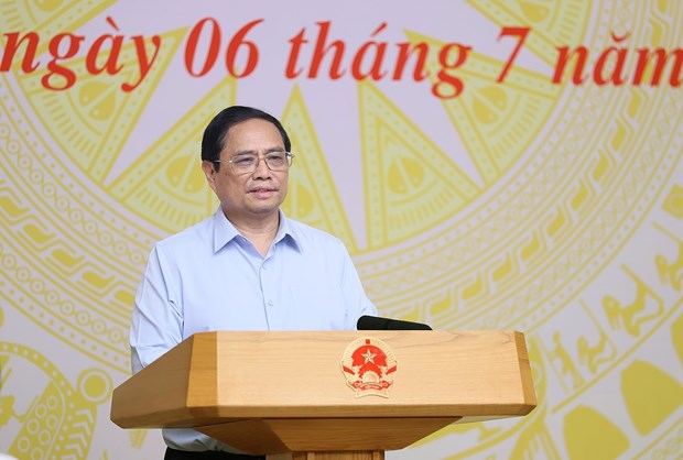Government, SMEs work to seek ways for navigating challenges hinh anh 2