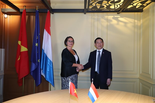 Vietnam seeks stronger green finance ties with Luxembourg hinh anh 1