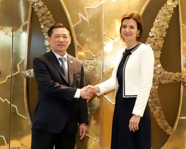 Vietnam seeks stronger green finance ties with Luxembourg hinh anh 2