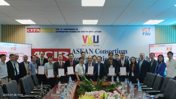 ASEAN Consortium for Innovation and Research forum held in Da Nang hinh anh 1