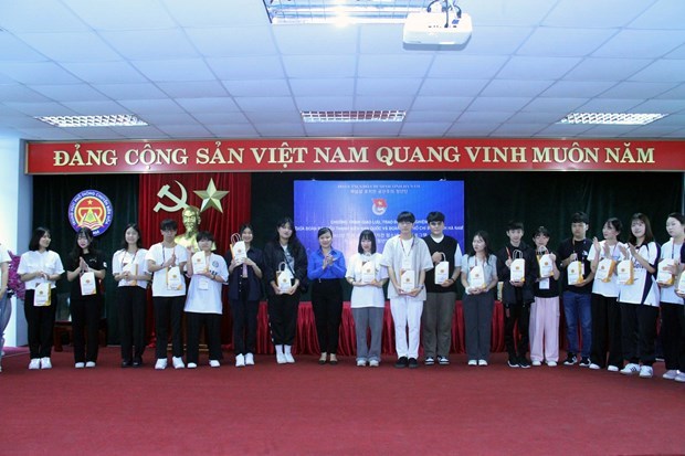 Vietnam-RoK youth exchange held in Ha Nam hinh anh 1