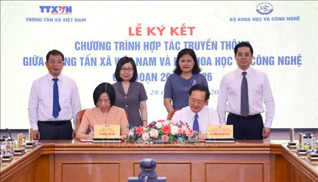 VNA enhances communication cooperation with Ministry of Science and Technology hinh anh 1