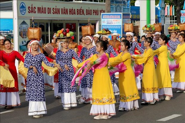 Binh Thuan opens street festival for first time hinh anh 1
