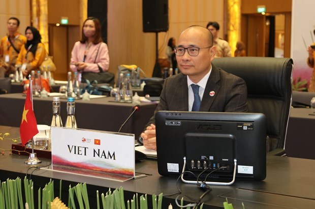 ASEAN discusses 16 priority economic deliverables hinh anh 1