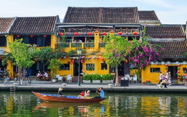 Australian site calls Vietnam “land of beauty, welcome surprises” hinh anh 1
