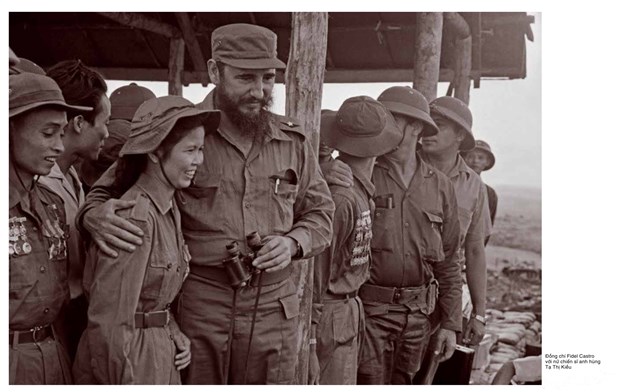 Book on Cuban leader Fidel Castro’s visit to Vietnam introduced hinh anh 2