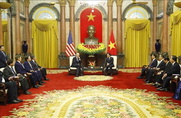 State leader meets with US President in Hanoi hinh anh 2