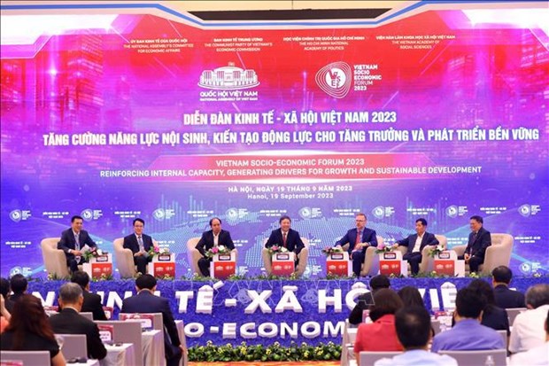 Vietnam Socio-Economic Forum 2023 wraps up hinh anh 3