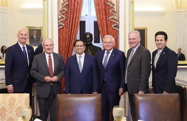 Prime Minister meets leaders of US Senate Committee on Foreign Relations hinh anh 1