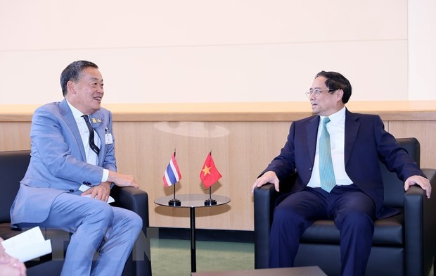 The meeting between PM Pham Minh Chinh and his Thai counterpart Srettha Thavisin in New York on September 20 (Photo: VNA)