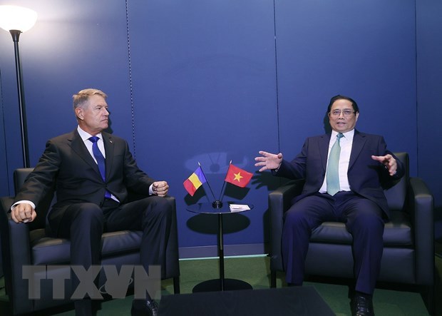PM Pham Minh Chinh meets with Romania n President Klaus Iohannis in New York on September 20. (Photo: VNA)