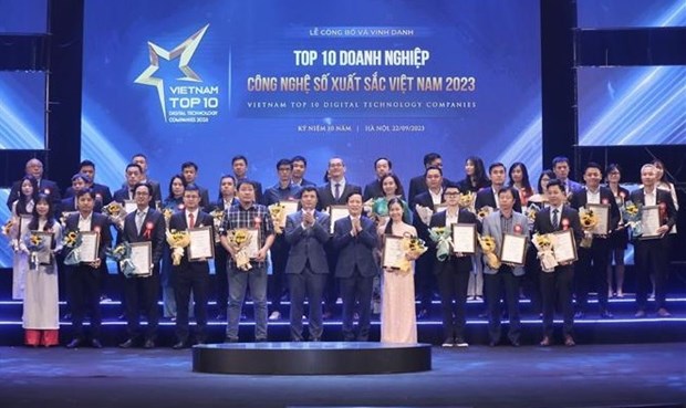 Vietnam’s Top 10 digital technology companies named for 2023 hinh anh 1