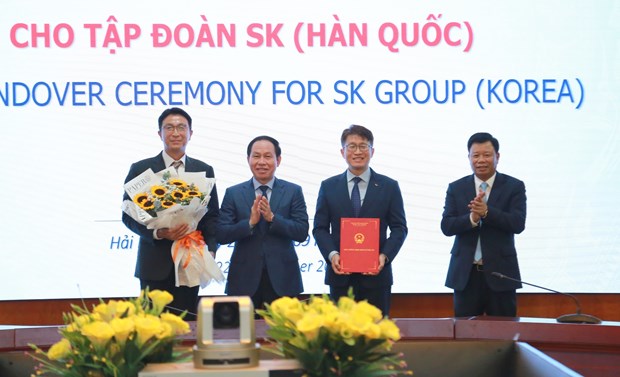 SK Group to build biodegradable material factory in Vietnam hinh anh 1