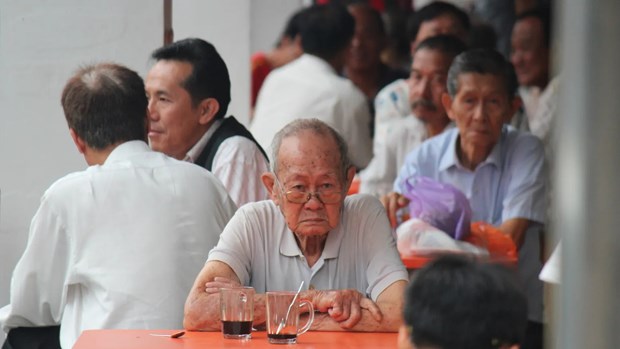 Nearly 20% of Singapore’s population aged over 65 hinh anh 1